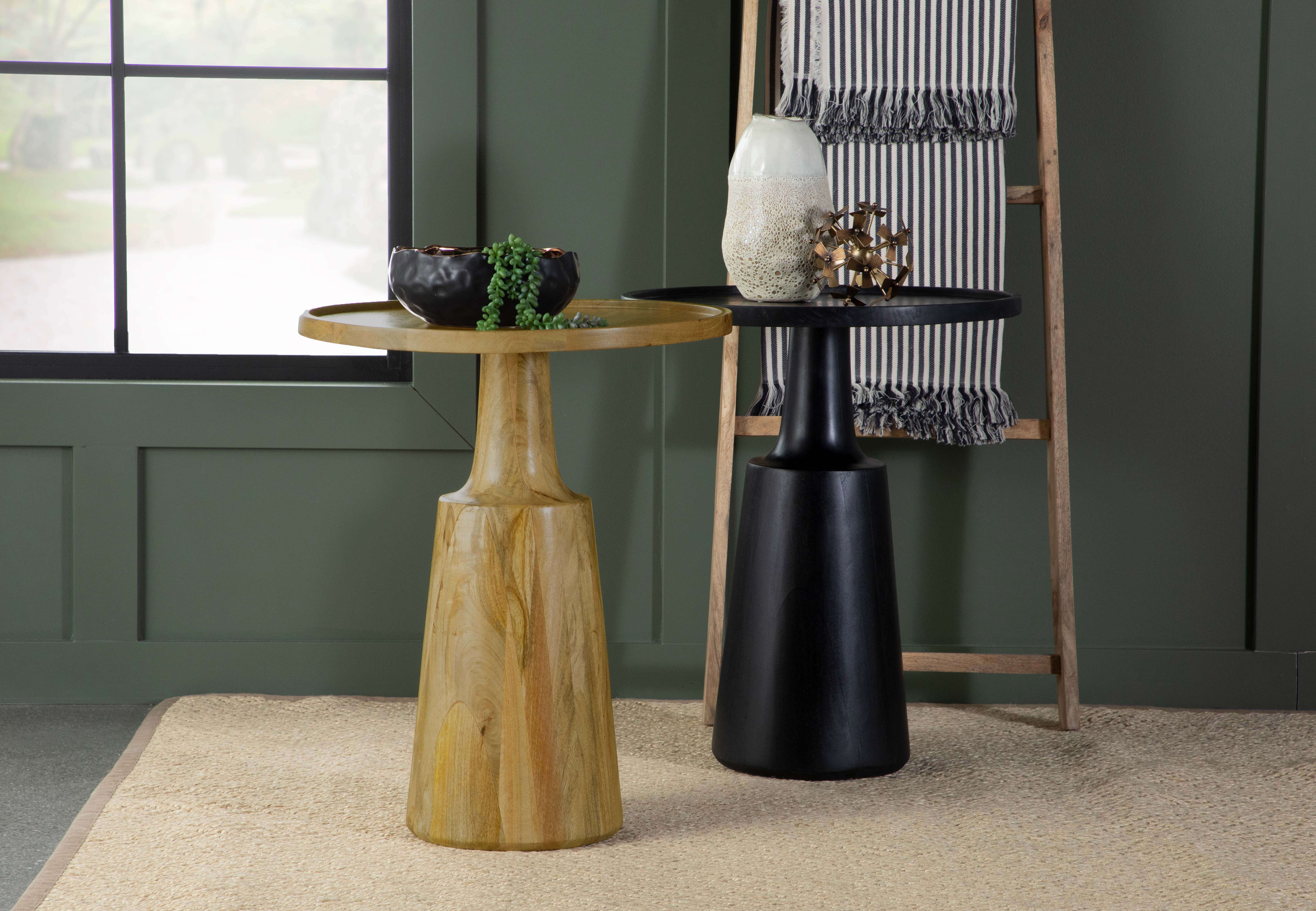 Ixia End & Side Table