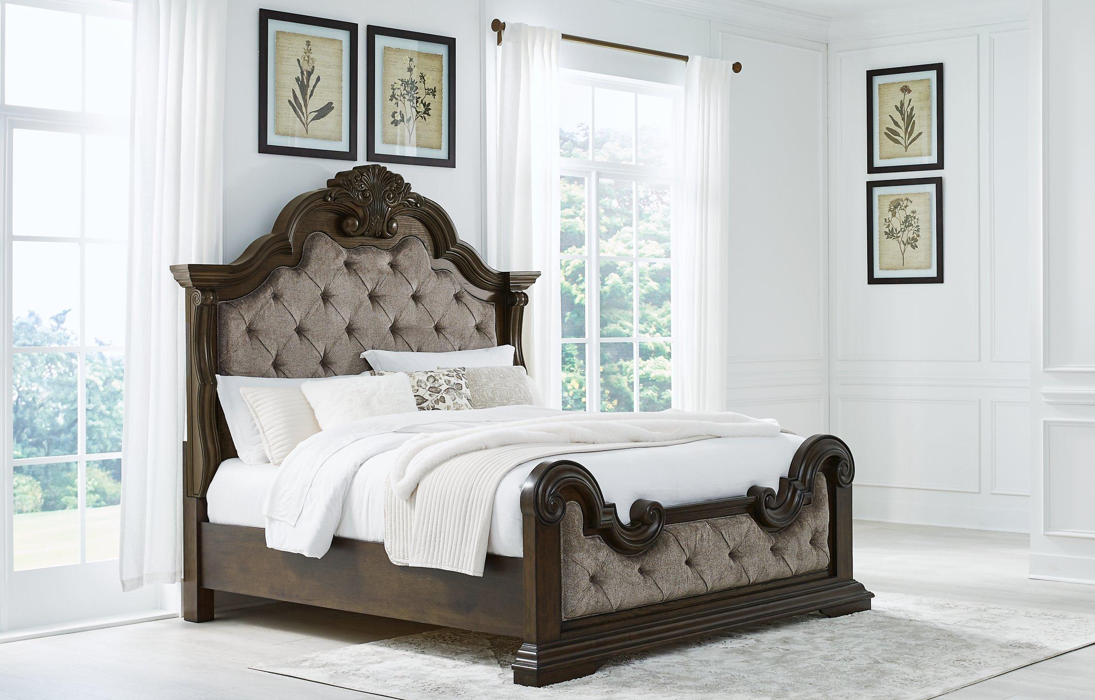 Maylee Upholstered Bed